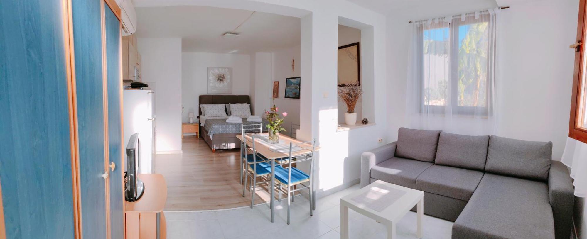 Marko Apartment โรวีน ภายนอก รูปภาพ